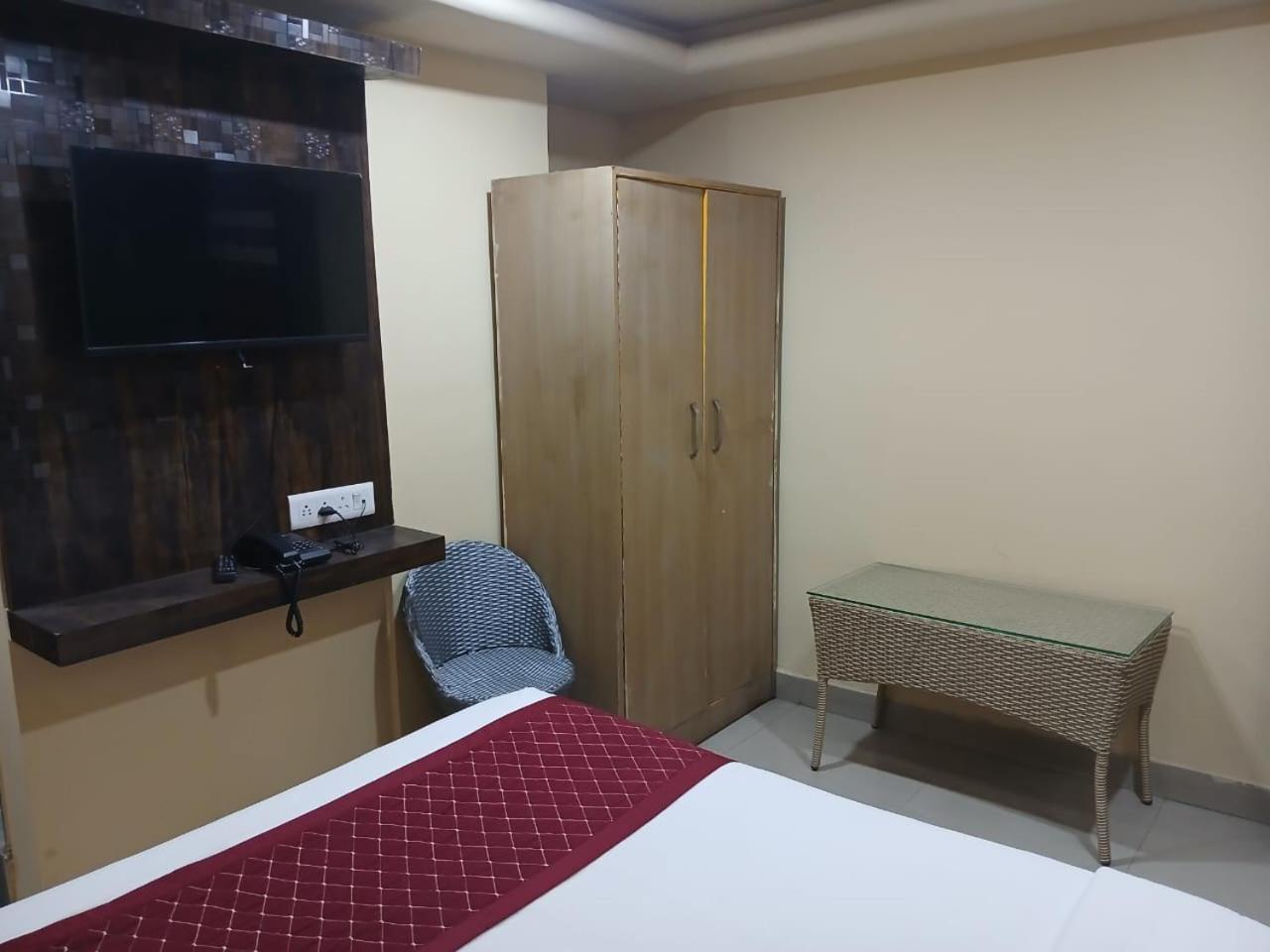 Blossoms Room Hotel Alekhya Residency- Luxury Lollection Hyderabad Esterno foto