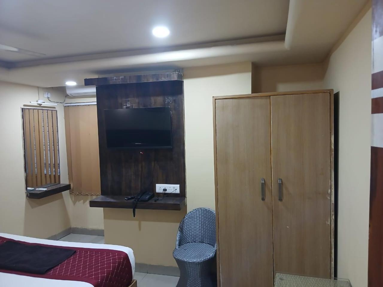 Blossoms Room Hotel Alekhya Residency- Luxury Lollection Hyderabad Esterno foto